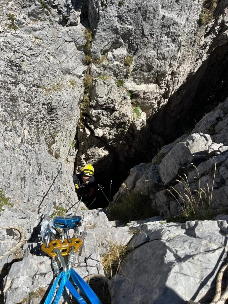Rescate de perro en el Espigüete