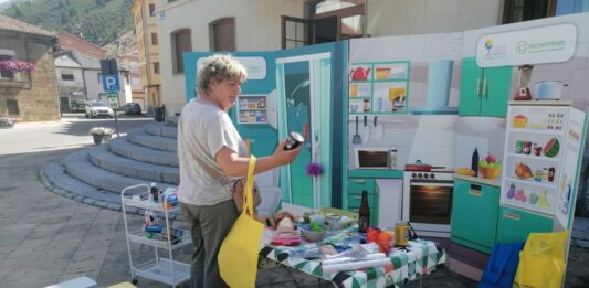 Campaña de residuos en Velilla del Río Carrión