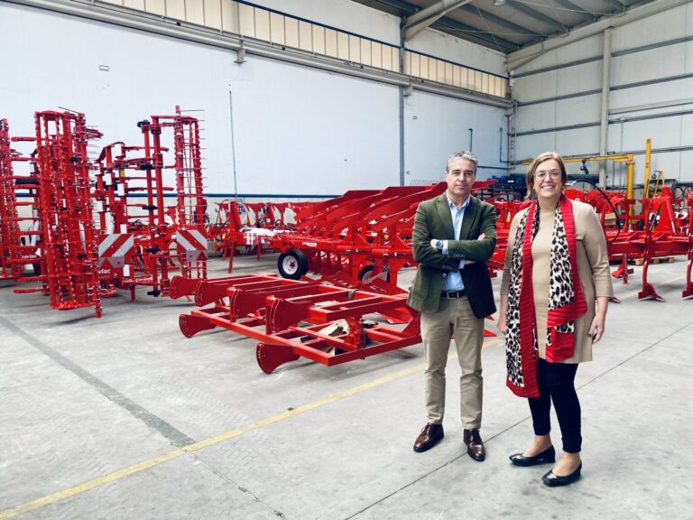 Foto reciente de una visita de la Diputación al polígono de Venta de Baños