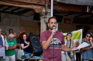 Borja Barba en la manifestación de Cervera contra los incendios en la Montaña Palentina