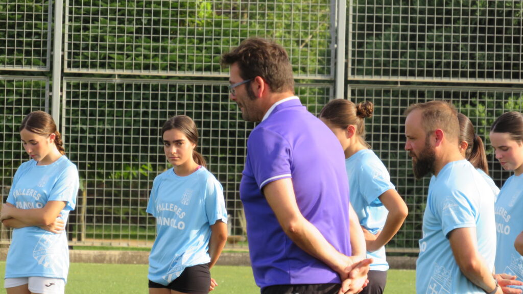 El Palencia Fútbol Femenino en su primer entrenamiento de pretemporada 2025-26. Fotografía: Palencia en la Red