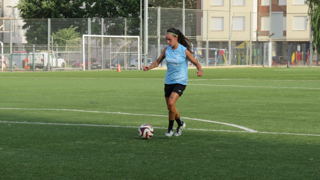 El Palencia Fútbol Femenino en su primer entrenamiento de pretemporada 2025-26. Fotografía: Palencia en la Red