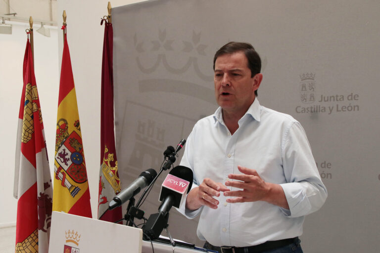 Rueda de prensa del presidente Alfonso Fernández Mañueco tras la reunión del CECOPI en León. Fotografía: Peio García (ICAL)