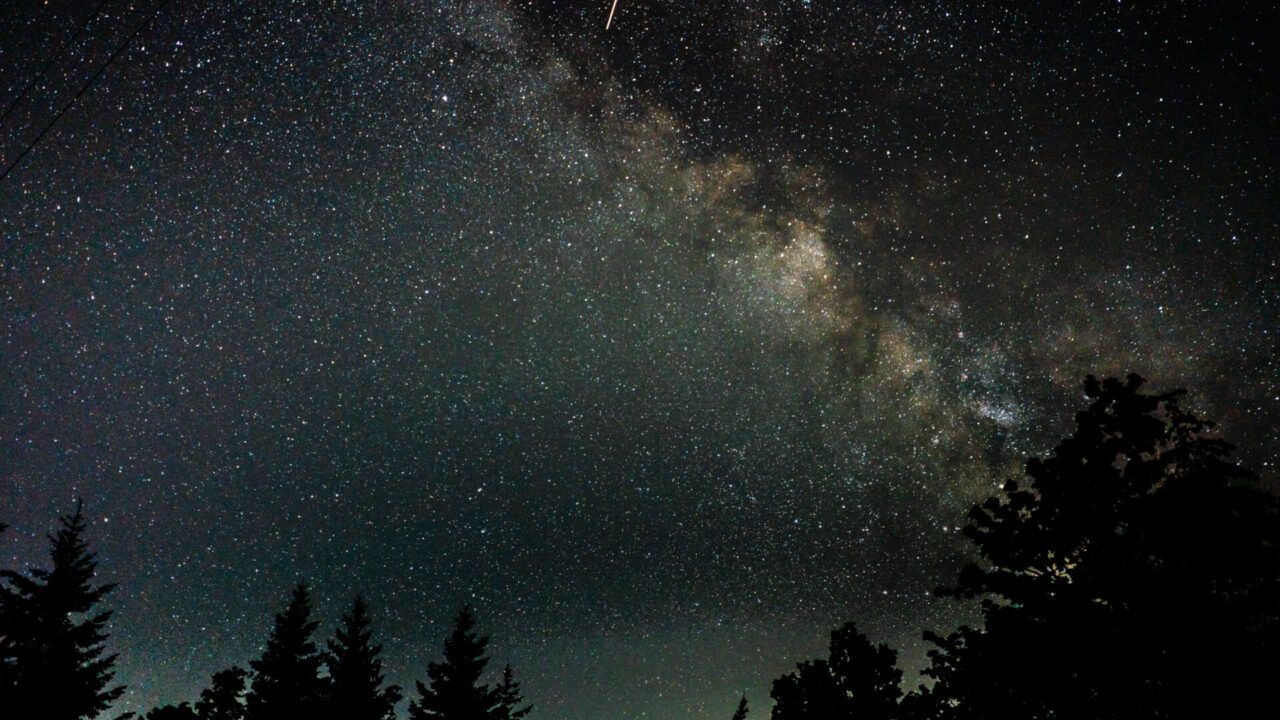 Cielo nocturno estrellado