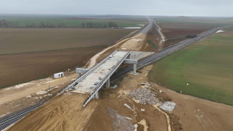 Adif - Obras de la Línea de Alta Velocidad Palencia-Cantabria