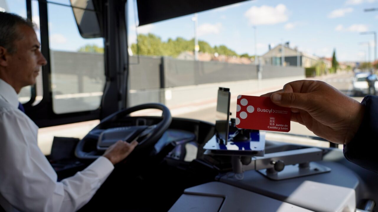Uso del transporte gratuito para empadronados en Castilla y León con Buscyl