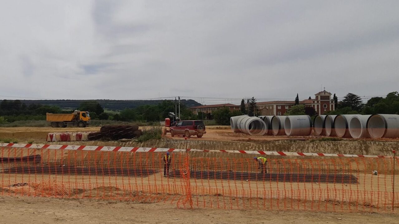 Obras del acceso sur de la Línea de Alta Velocidad a Palencia, actualmente en ejecución. / Óscar Herrero