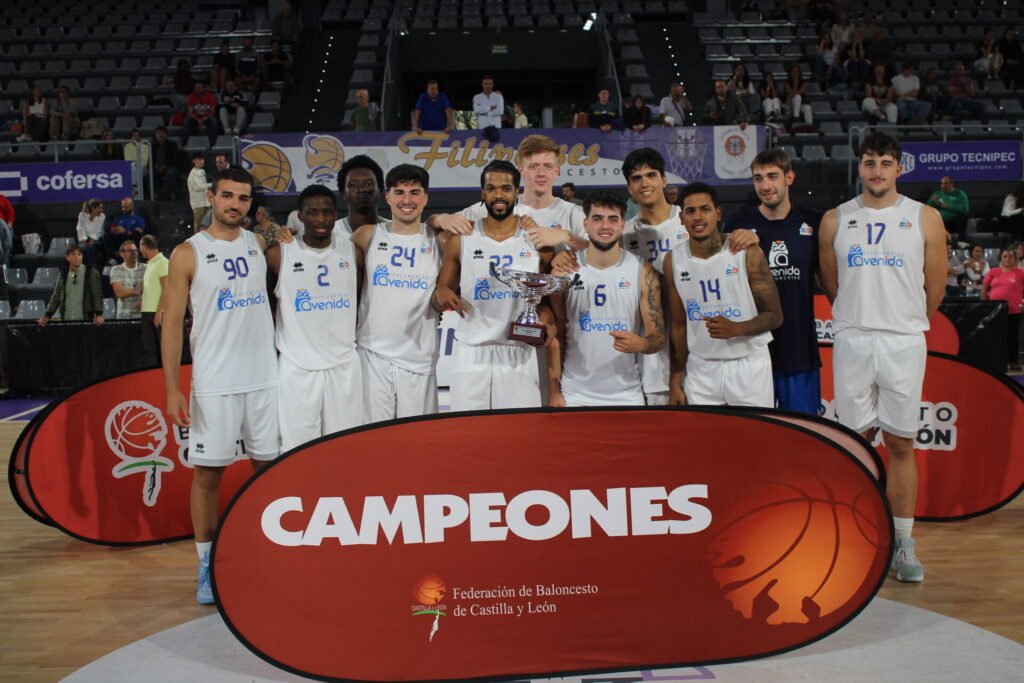 Perfumerías Avenida, campeón de la Copa Castilla y León. Fotografía: FBCYL