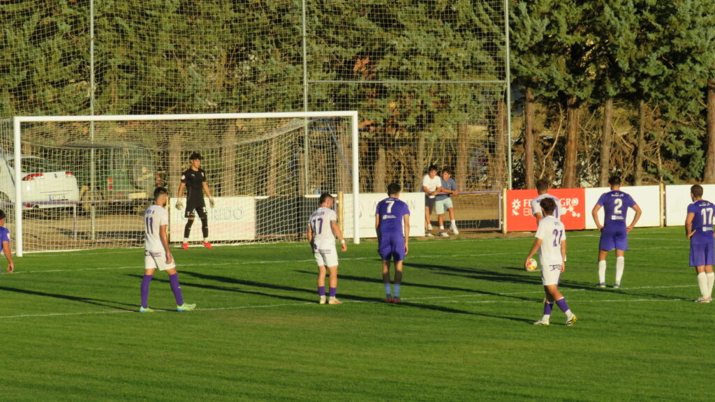 CD Becerril contra Palencia Cristo Atlético. Fotografía: Dani V.