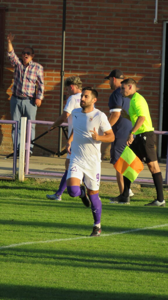 CD Becerril contra Palencia Cristo Atlético. Fotografía: Dani V.