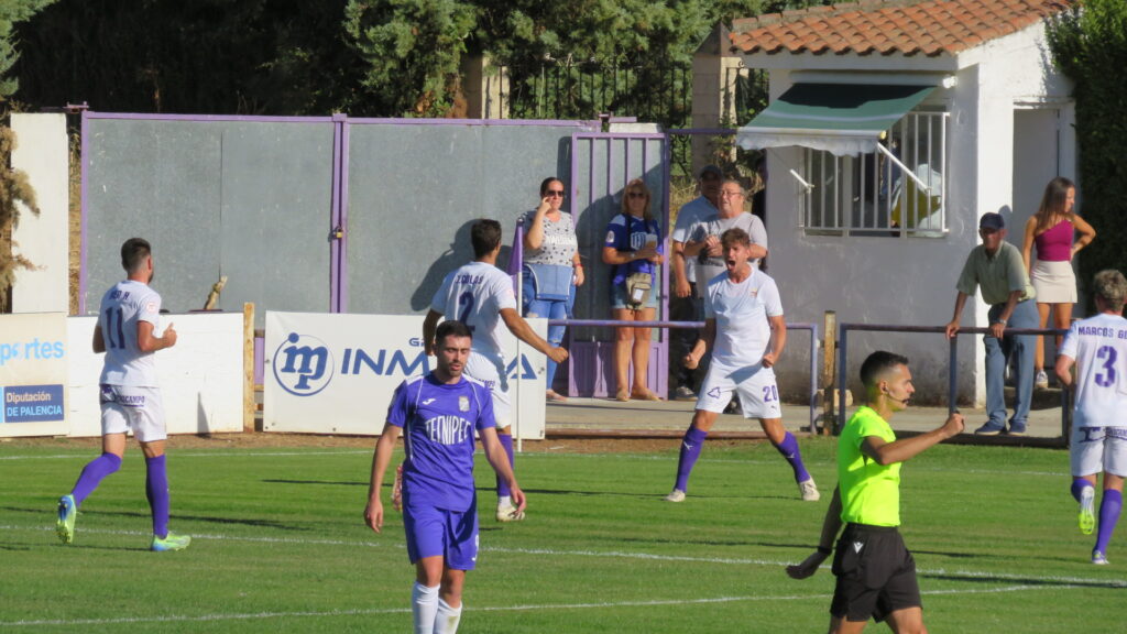 CD Becerril contra Palencia Cristo Atlético. Fotografía: David del Pico