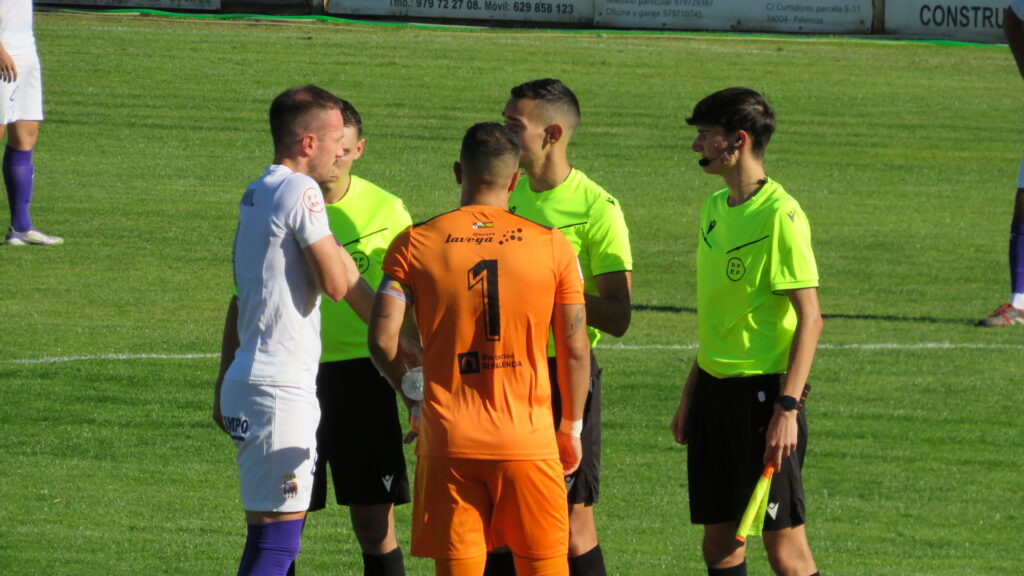 CD Becerril contra Palencia Cristo Atlético. Fotografía: David del Pico
