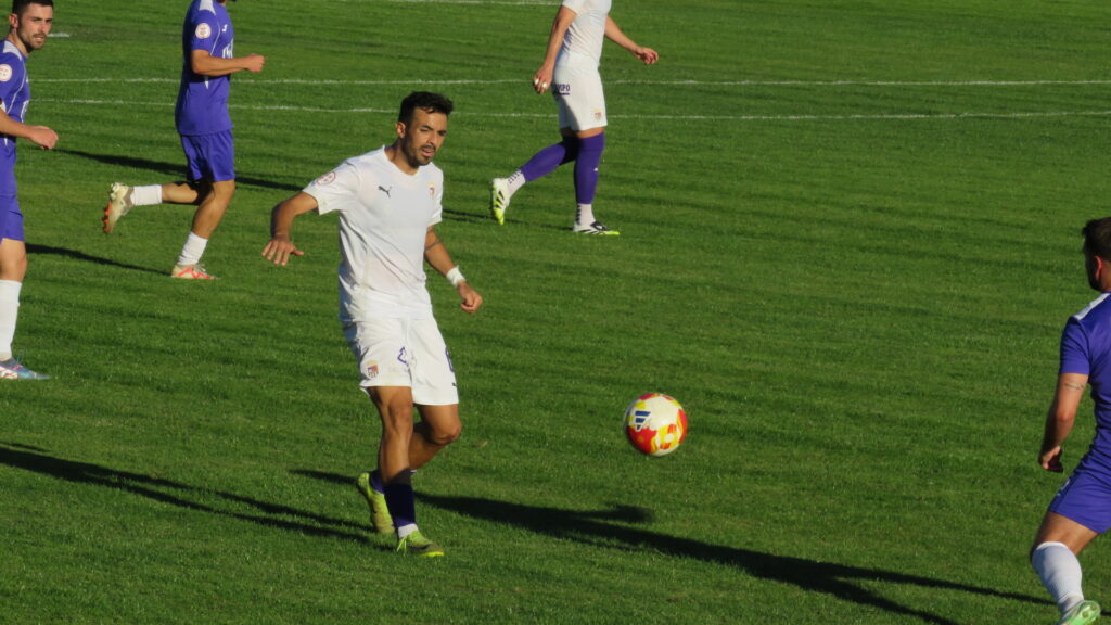 CD Becerril contra Palencia Cristo Atlético. Fotografía: Dani V.