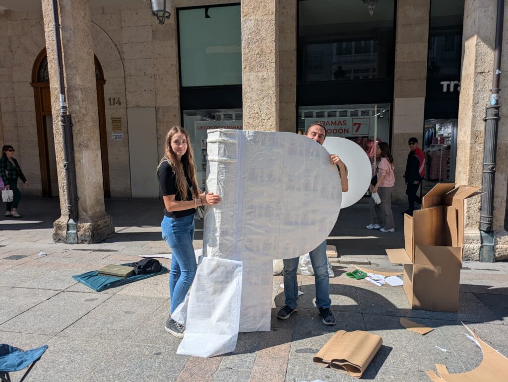 'Con Forma de P' 2025