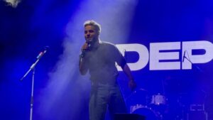 Depol puso el broche final a San Antolín con un Paseo del Salón lleno