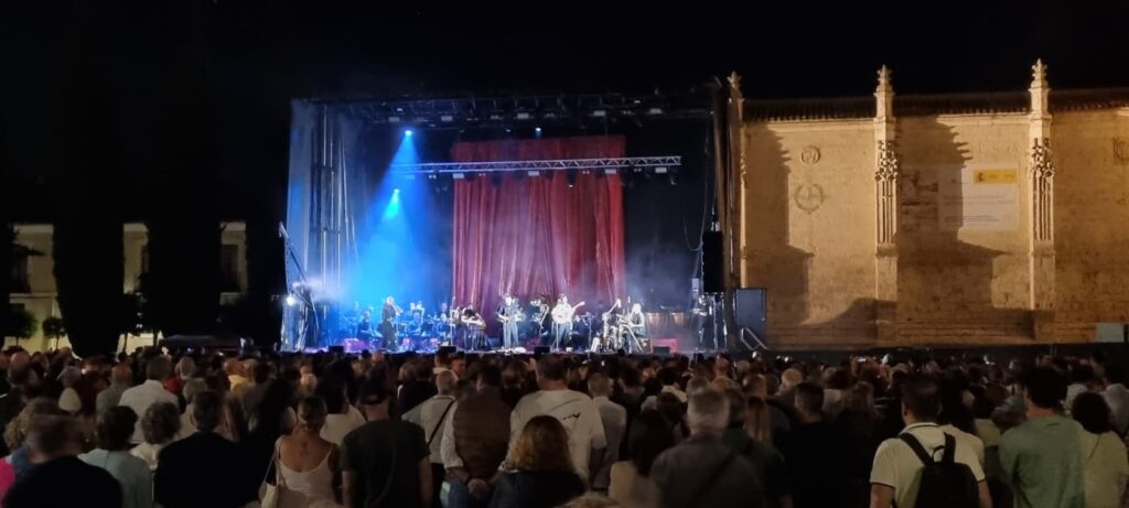 El Nido en la Plaza de la Inmaculada