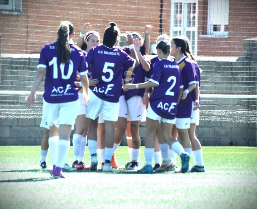 El Palencia Fútbol Femenino arranca la liga con goleada y líderes (5-0). Fotografía: Palencia Fútbol Femenino