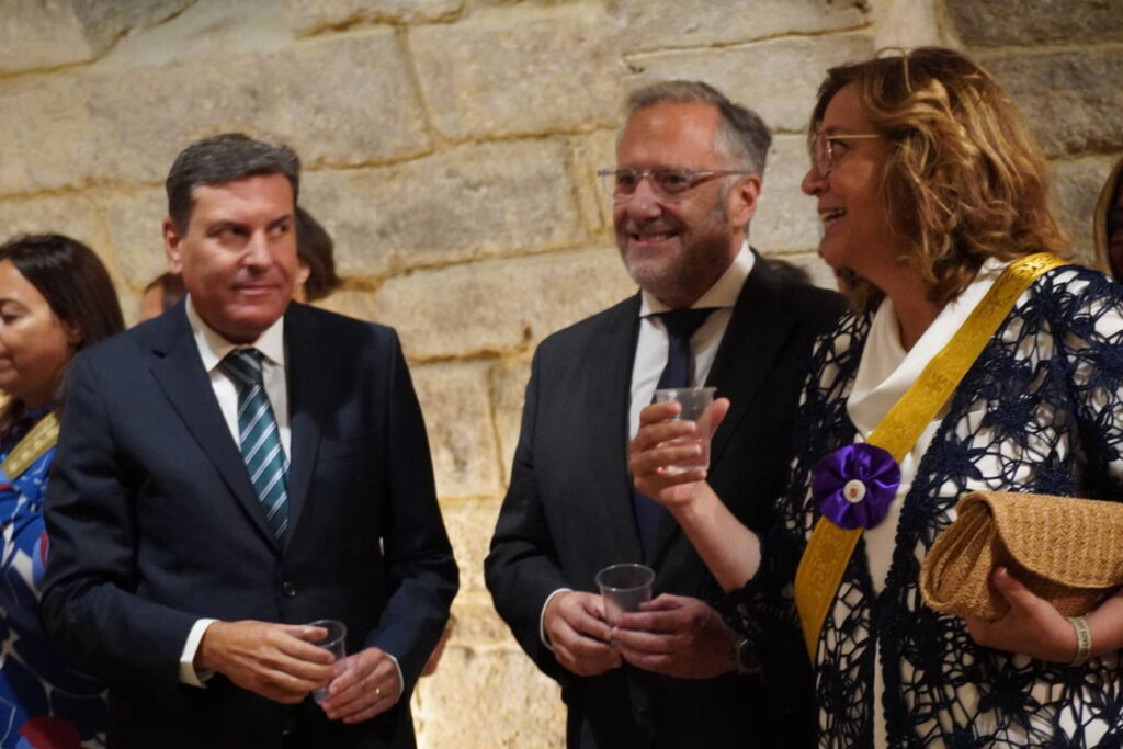 Eucaristía y procesión cívica San Antolín 2025 - Fotos Aida Acitores