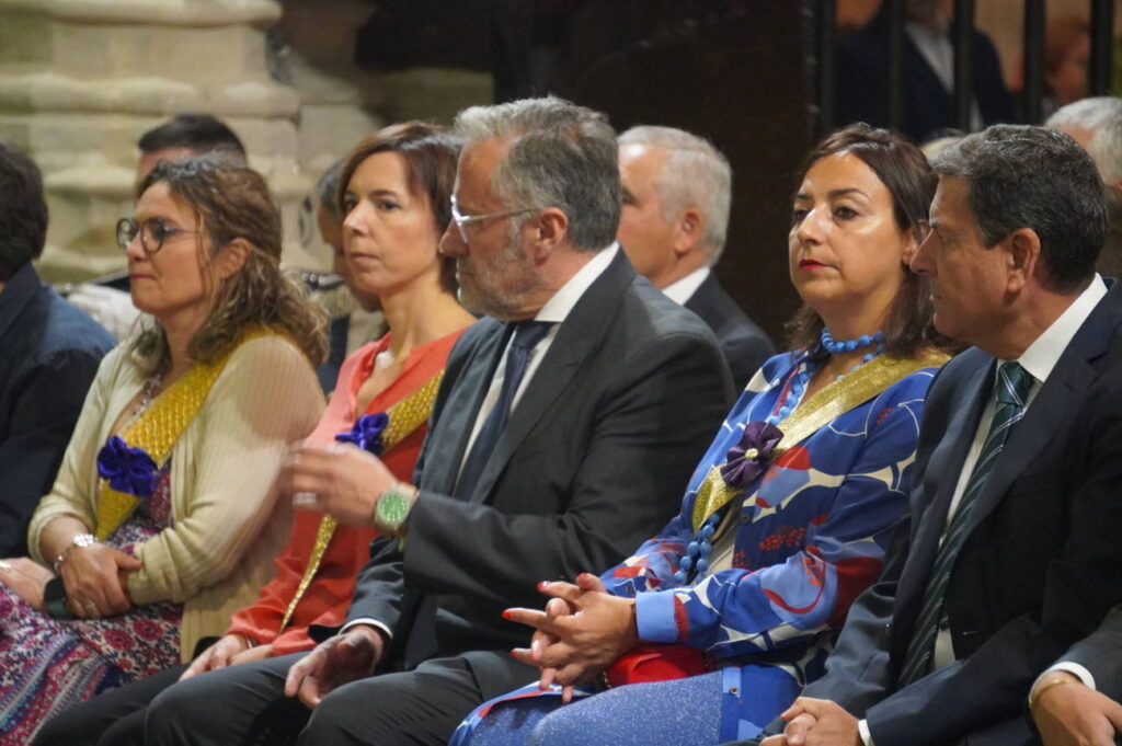 Eucaristía y procesión cívica San Antolín 2025 - Fotos Aida Acitores