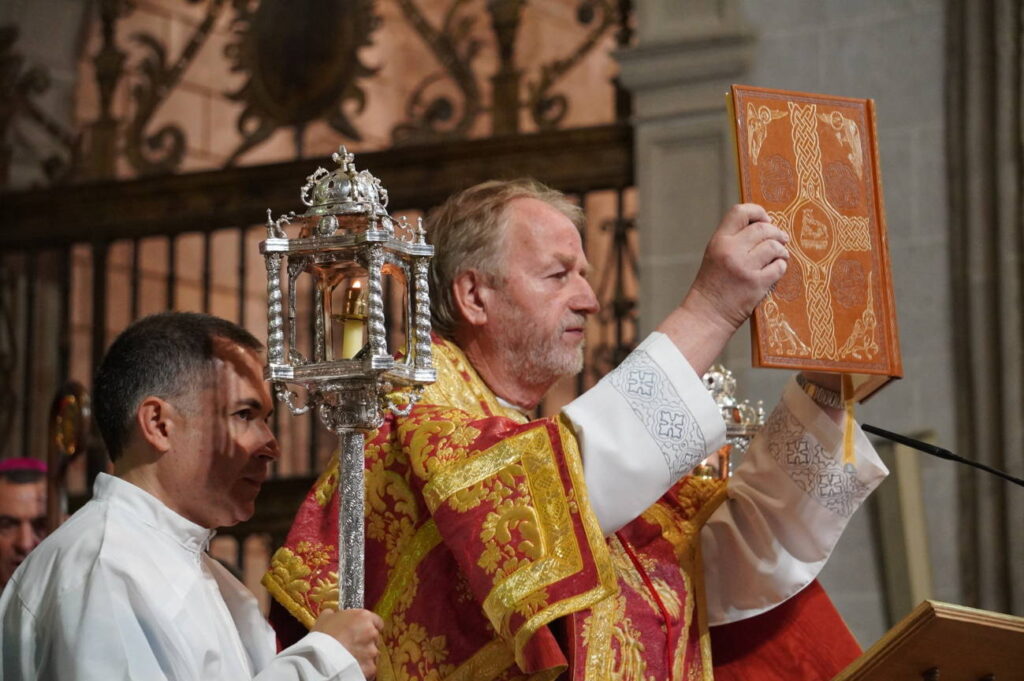 Eucaristía y procesión cívica San Antolín 2025 - Fotos Aida Acitores