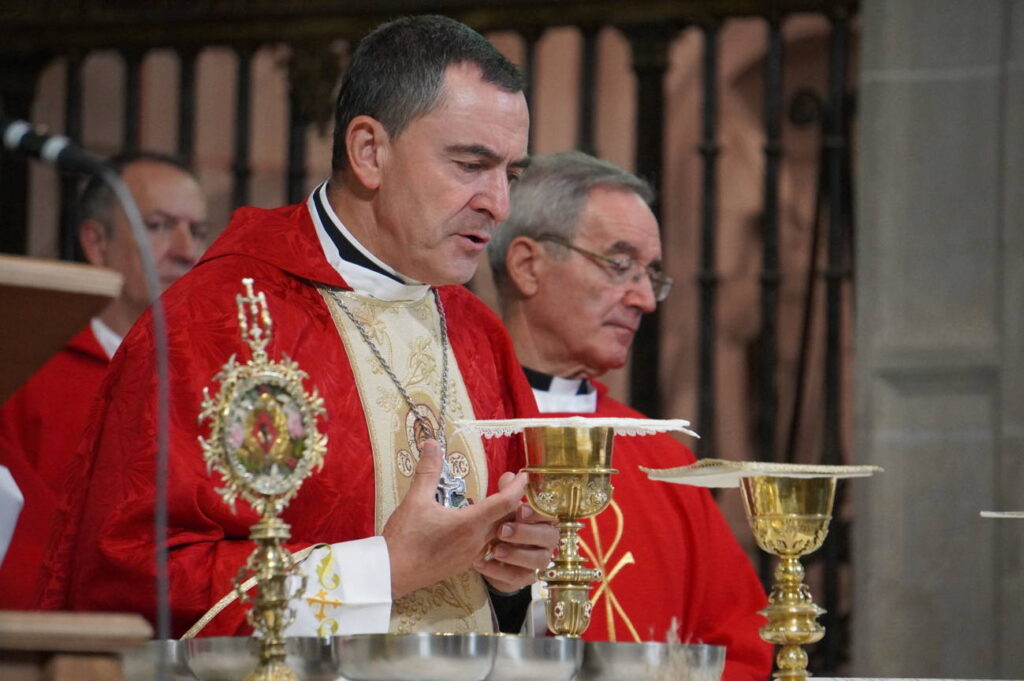Eucaristía y procesión cívica San Antolín 2025 - Fotos Aida Acitores
