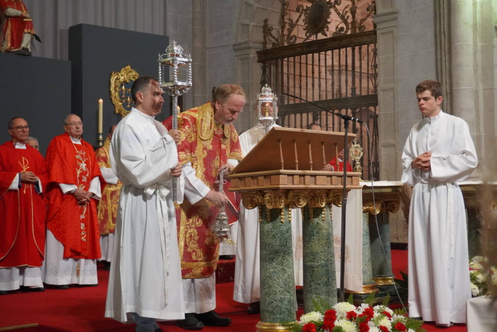 Eucaristía y procesión cívica San Antolín 2025 - Fotos Aida Acitores