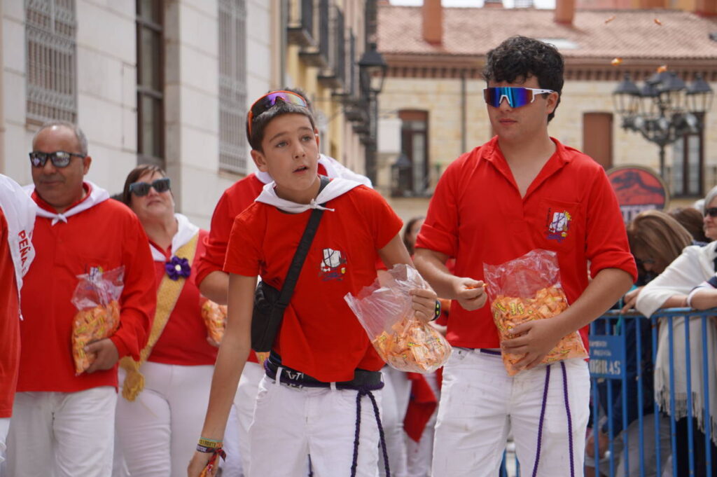 Eucaristía y procesión cívica San Antolín 2025 - Fotos Aida Acitores