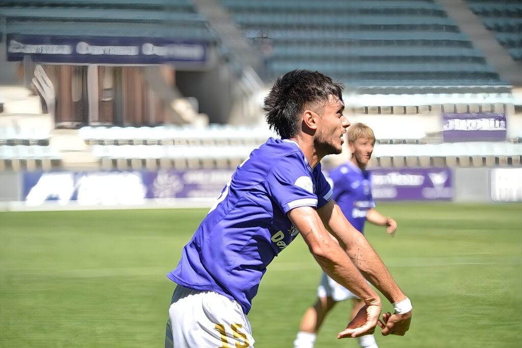 Palencia Cristo Atlético contra Racing B. Fotografía: Julio Robles