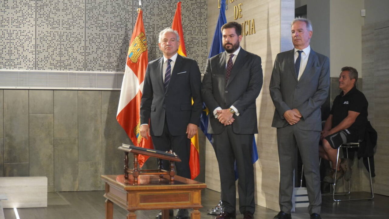 Toma de posesión de Eduardo Saldaña como nuevo subdelegado del Gobierno en Palencia (12)