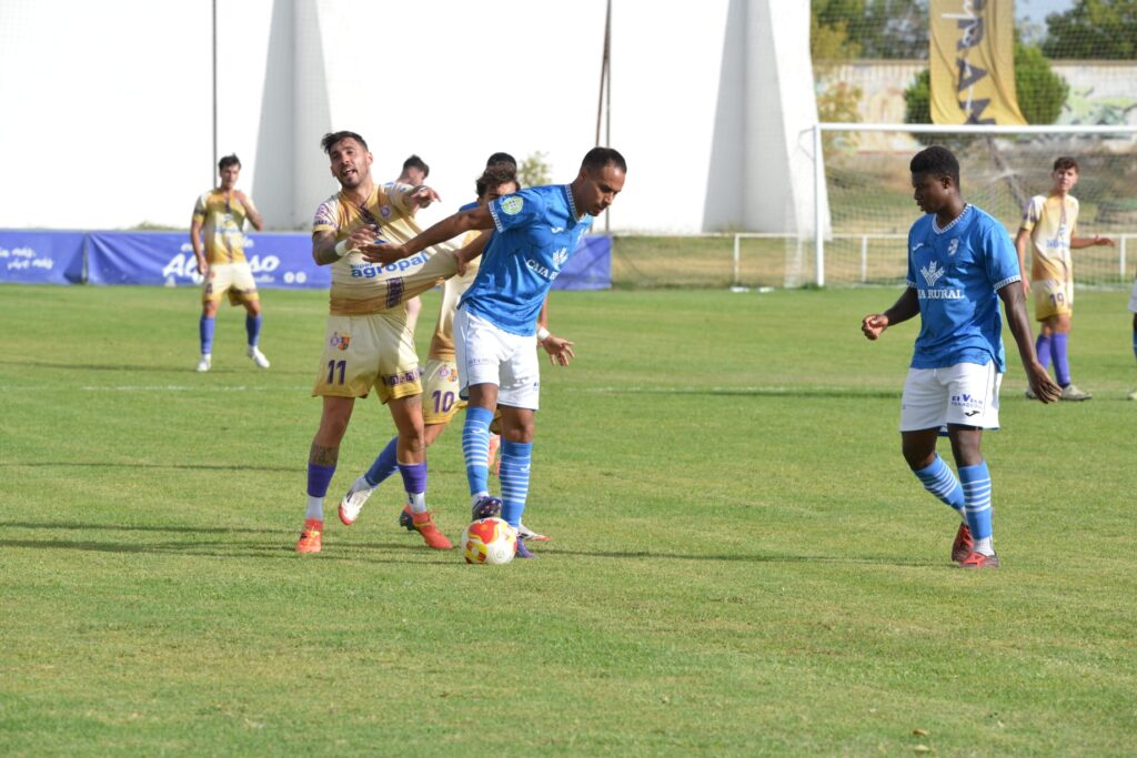 Villaralbo contra Palencia Cristo Atlético. Fotografía: Julio Robles