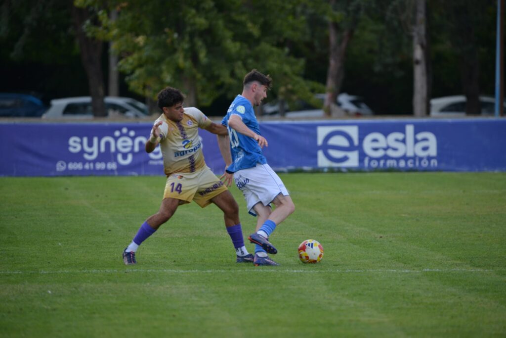Villaralbo contra Palencia Cristo Atlético. Fotografía: Julio Robles