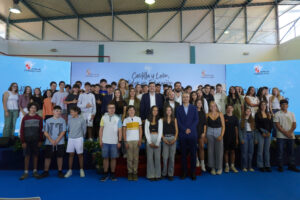 Visita de Fernández Mañueco al IESO Canal de Castilla - Inauguración Curso 2025-2026. A. Acitores