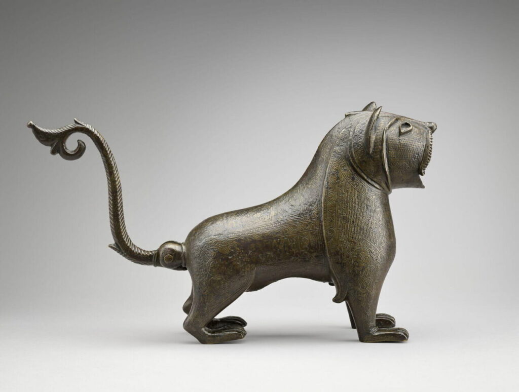 Escultura del León de Bronce islámico del siglo XI