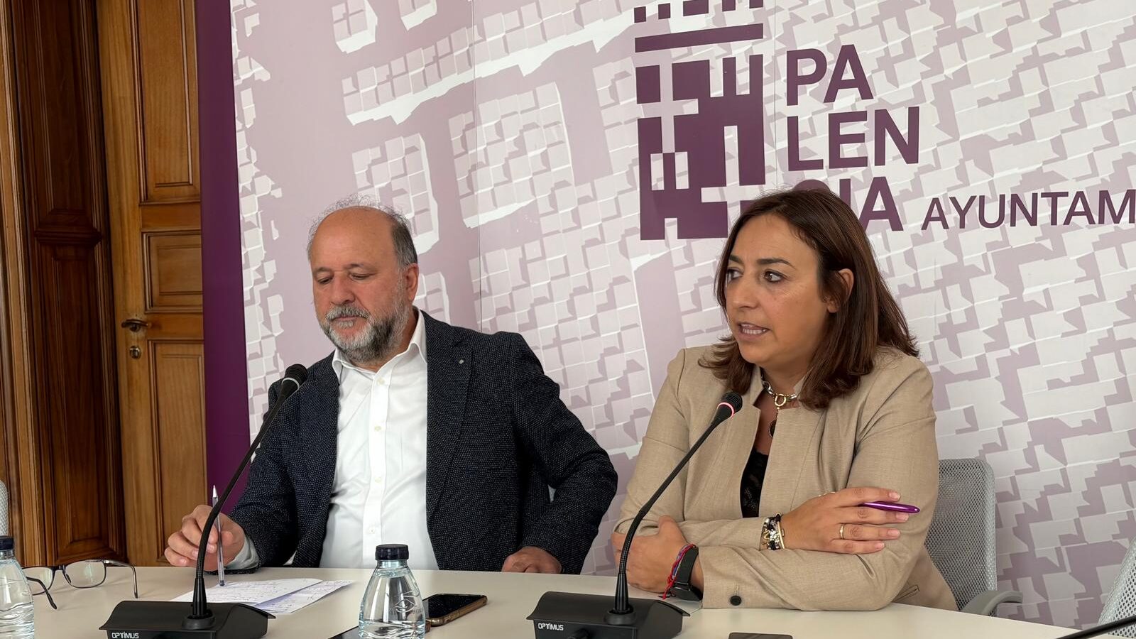Rueda de prensa sobre la propuesta de ordenanzas fiscales para 2026 en el Ayuntamiento de Palencia