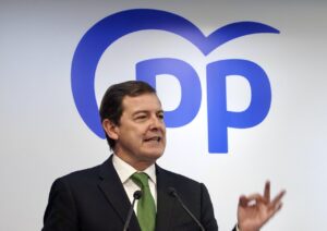 Alfonso Fernández Mañueco hablando sobre elecciones en Castilla y León