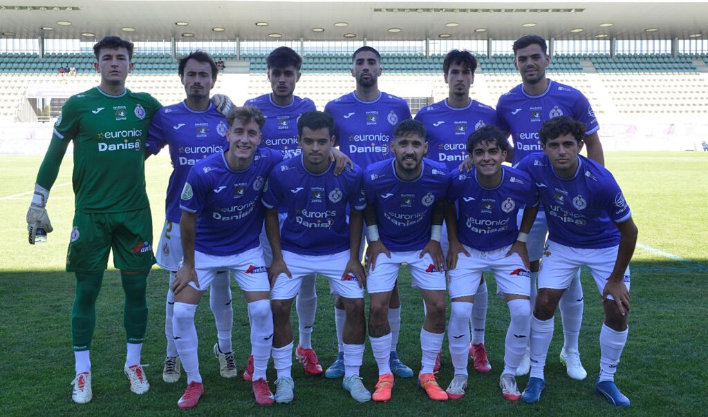 11 inicial del Palencia Cristo Atlético frente al Atlético Mansillés. Fotografía: Julio Robles