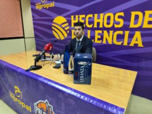 Alberto Padilla, entrenador del Zúper Agropal Palencia contra el Cartagena