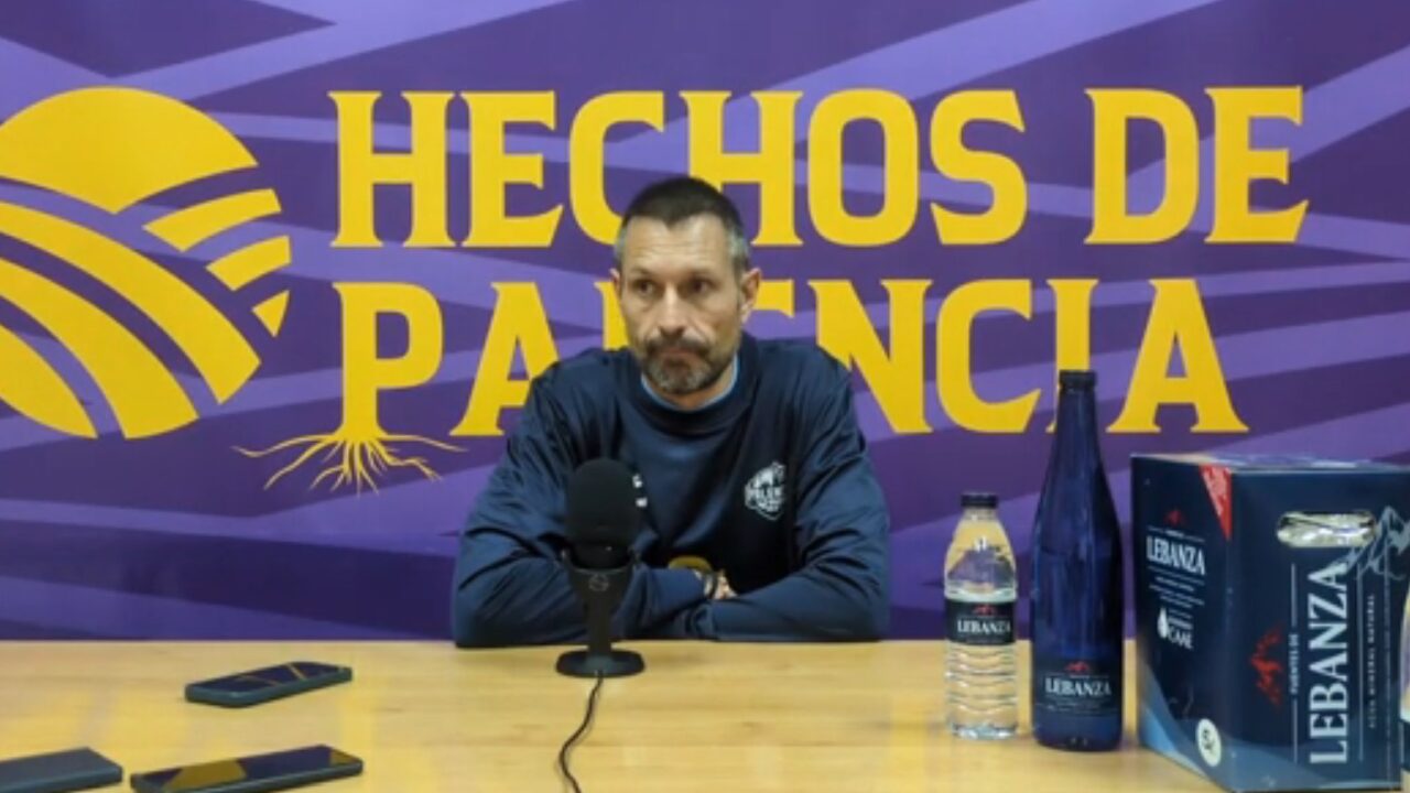 Rueda de prensa de Lezkano, en la previa del partido de mañana ante el Menorca.
