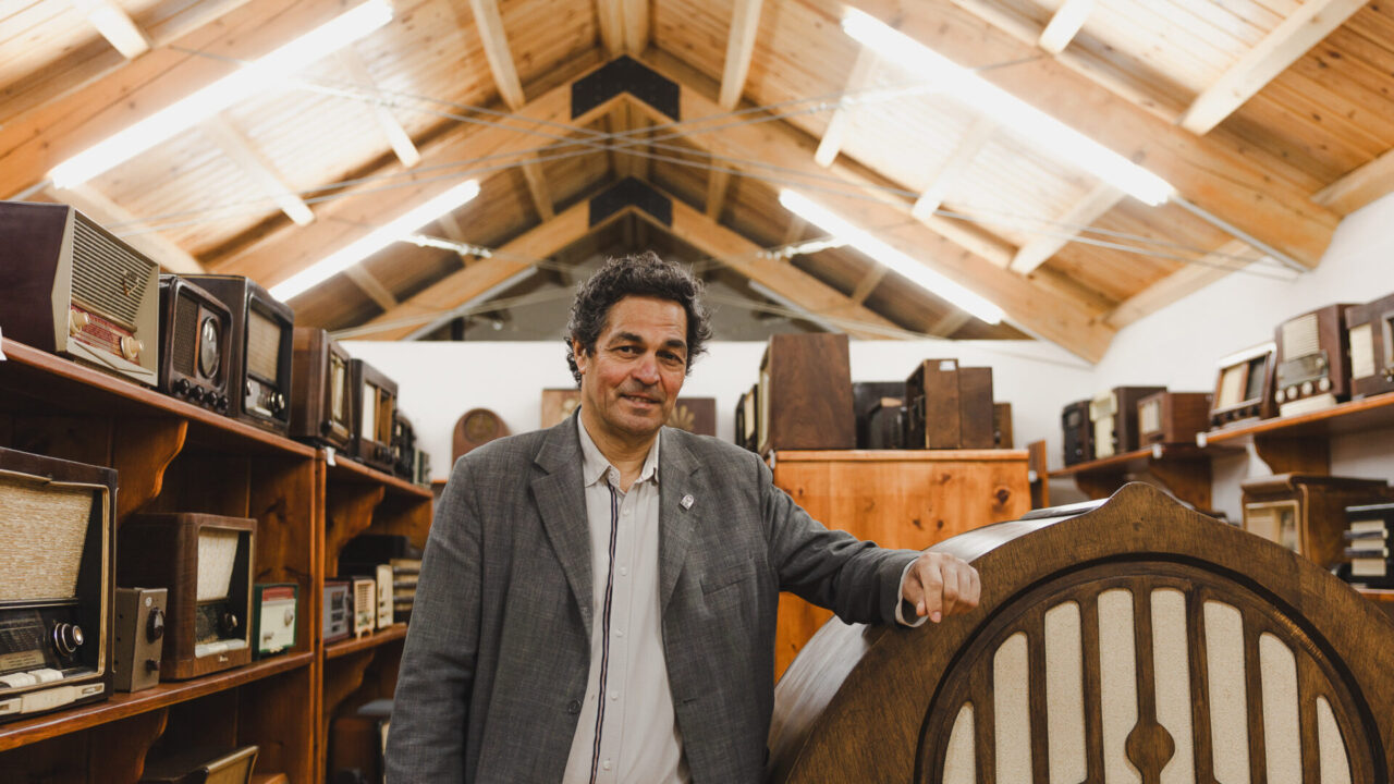 Jesús Gonzalez, creador del museo. Fotografía: Lucía Burón Cabrero (ICAL)