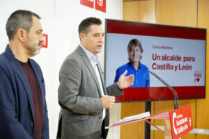 Leticia Pérez (ICAL)- El secretario de Organización del PSOECyL, Daniel de la Rosa, y el adjunto a Organización del PSOECyL, Javier Muñoz, presentan la campaña 'Un alcalde para Castilla y León'