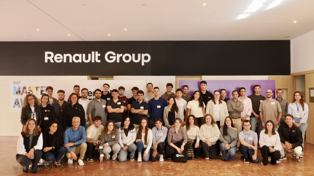 Nuevos ingresos graduates RENAULT GROUP. Photogenic Agencia Gráfica