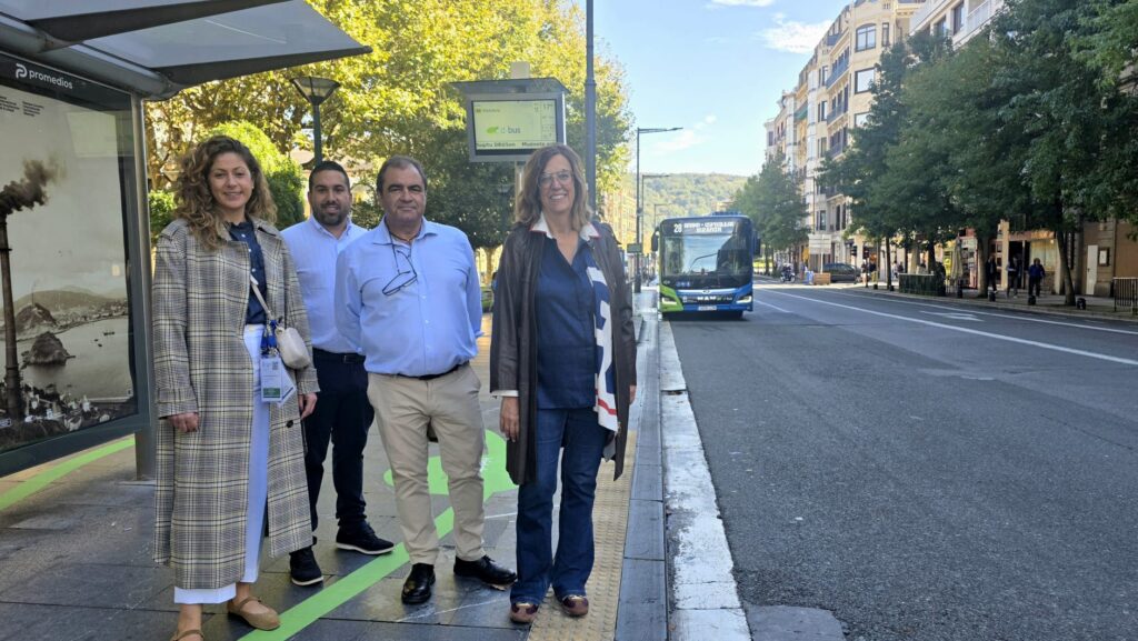 La Villa Romana La Olmeda recorre San Sebastián en autobús. Diputación de Palencia