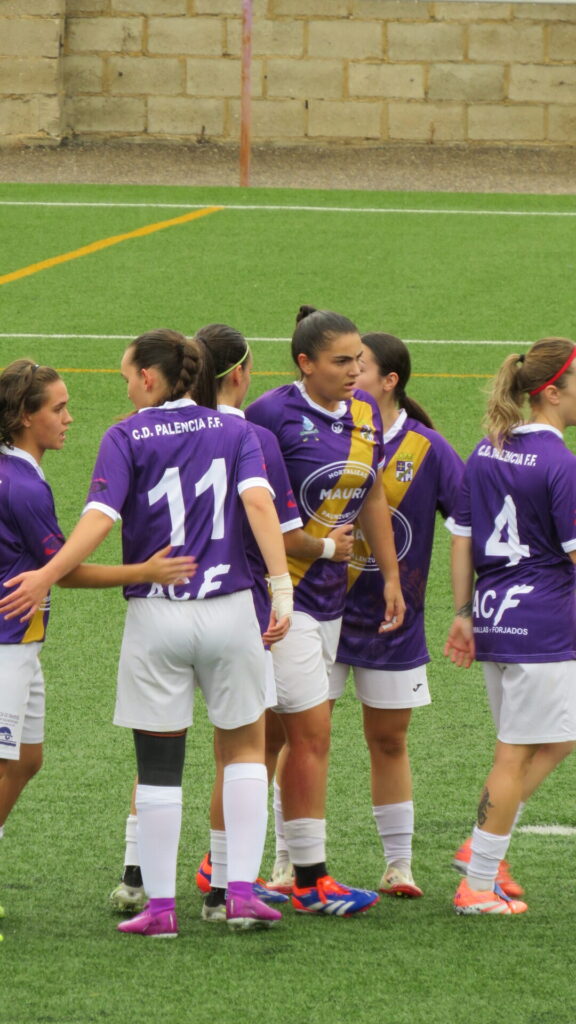 Palencia Fútbol Femenino contra el Zamora Amigos del Duero. Fotografía: Palencia en la Red