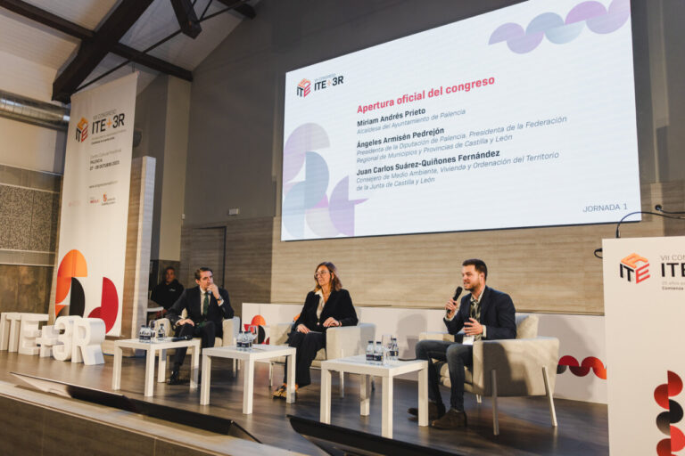 Apertura oficial del VII Congreso ITE+3R en Palencia con autoridades y expertos.