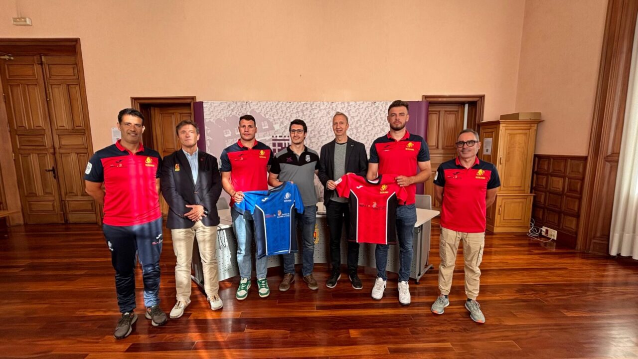 Presentación de los encuentros de Castilla y León Iberians en el Ayuntamiento de Palencia. Fotografía: Palencia en la Red