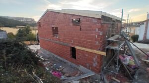 REFORMA CASA DEL PASTOR CASTRECÍAS