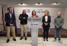 Rueda de prensa de los diputados nacionales del PP junto al secretario Luis Calderón y los coordinadores, María José de la Fuente y Roberto Martín