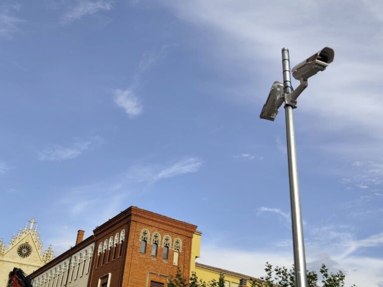 Cámaras de vigilancia instaladas en la Zona de Bajas Emisiones de Palencia