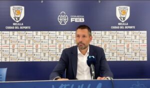 Entrenador Natxo Lezkano en rueda de prensa tras partido