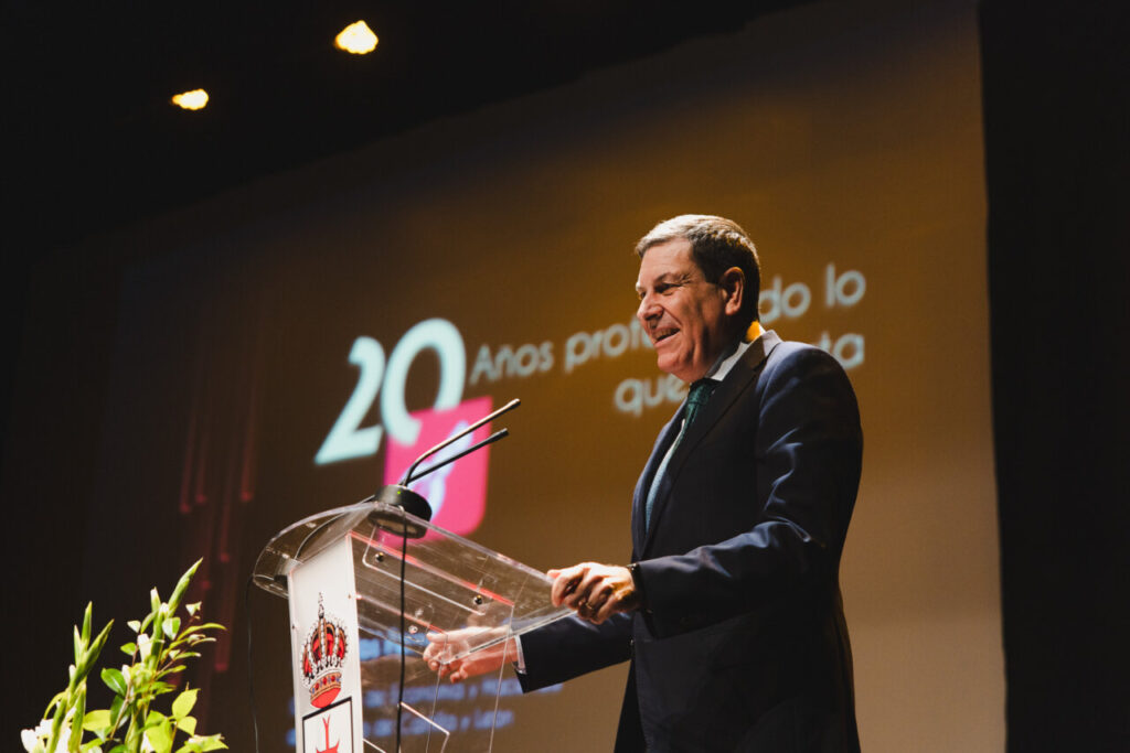 Carlos Fernández Carriedo en el 20 aniversario del Grupo CFI